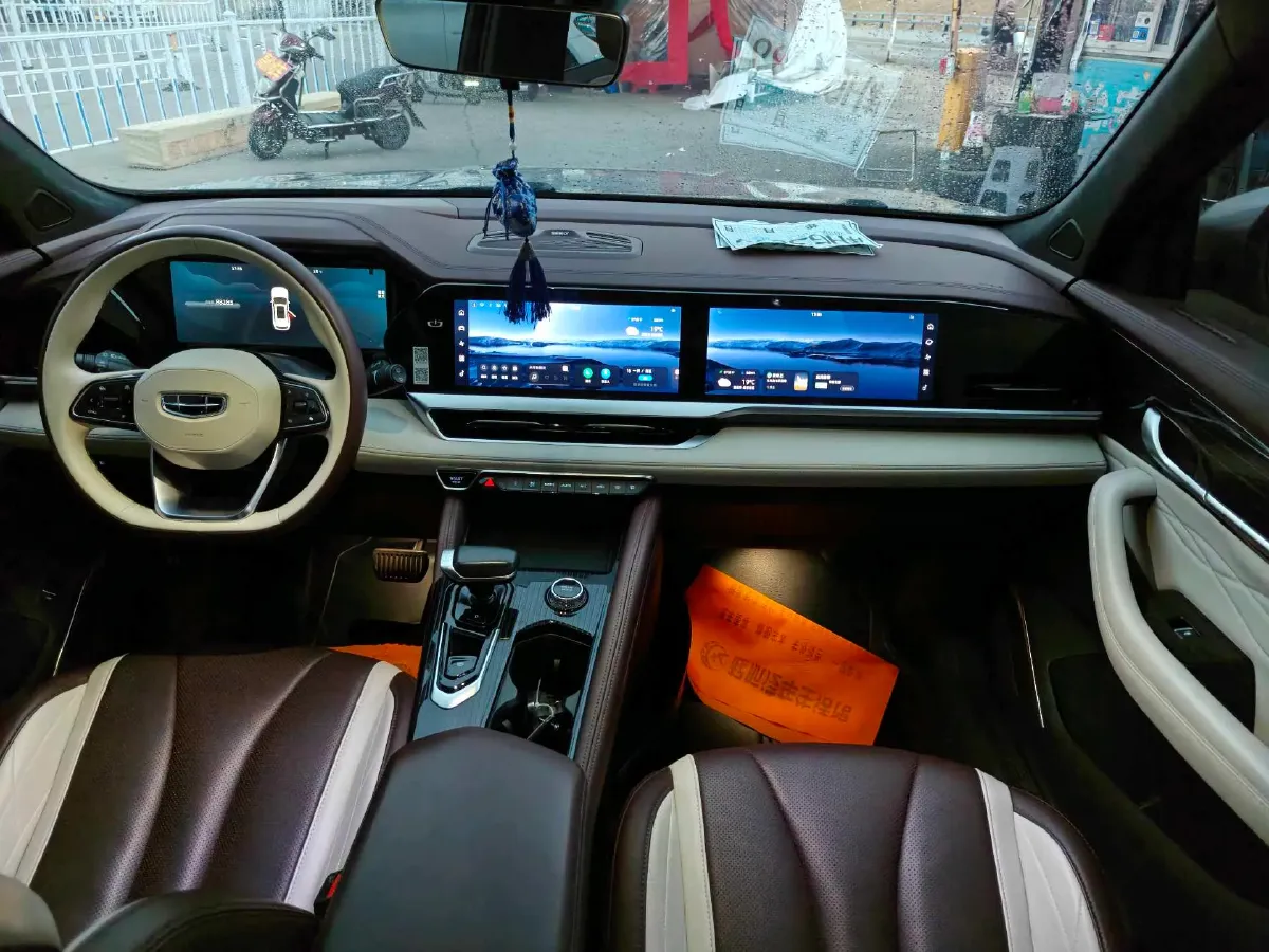 2021 Geely Monjaro 2.0T 218HP L4 7DCT,autocango,china used car exporter,china ev exporter,chinese used car exporter,chinese used ev exporter