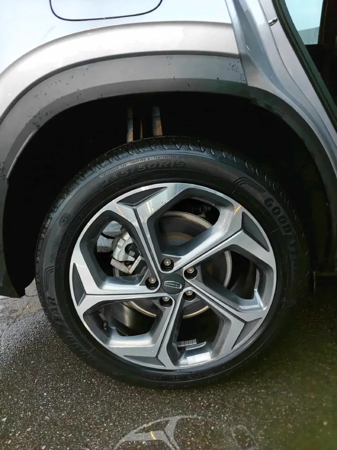 2021 Geely Monjaro 2.0T 218HP L4 7DCT,autocango,china used car exporter,china ev exporter,chinese used car exporter,chinese used ev exporter