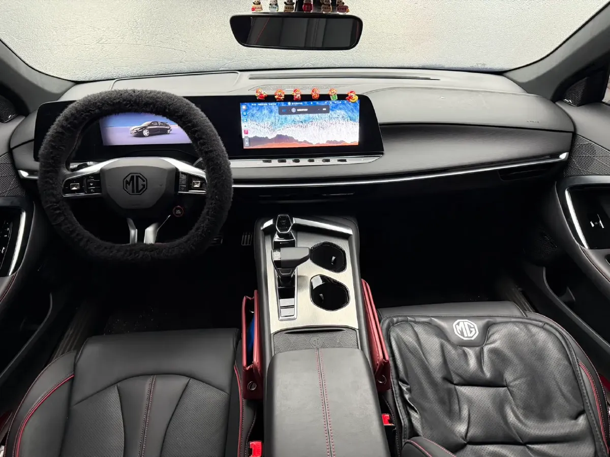 2023 MG 7 2.0T 261HP L4 9AT,autocango,china used car exporter,china ev exporter,chinese used car exporter,chinese used ev exporter