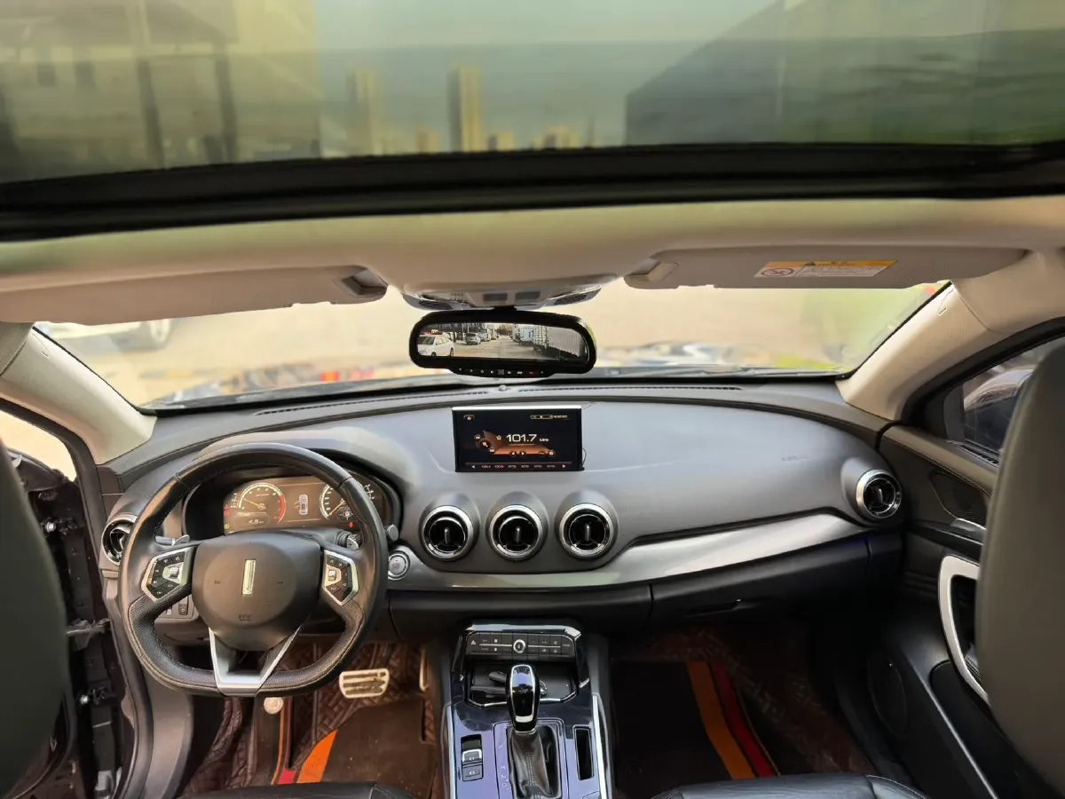 2017 WEY VV7 2.0T 234HP L4 7DCT,autocango,china used car exporter,china ev exporter,chinese used car exporter,chinese used ev exporter