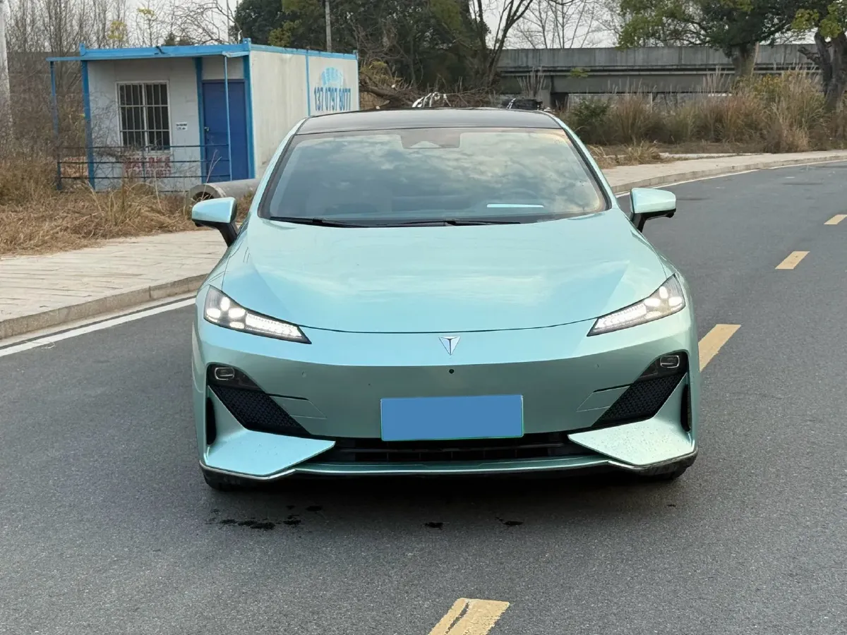 2022 DongFeng Forthing LingZhi EV BEV 68.4KWH,autocango,china used car exporter,china ev exporter,chinese used car exporter,chinese used ev exporter