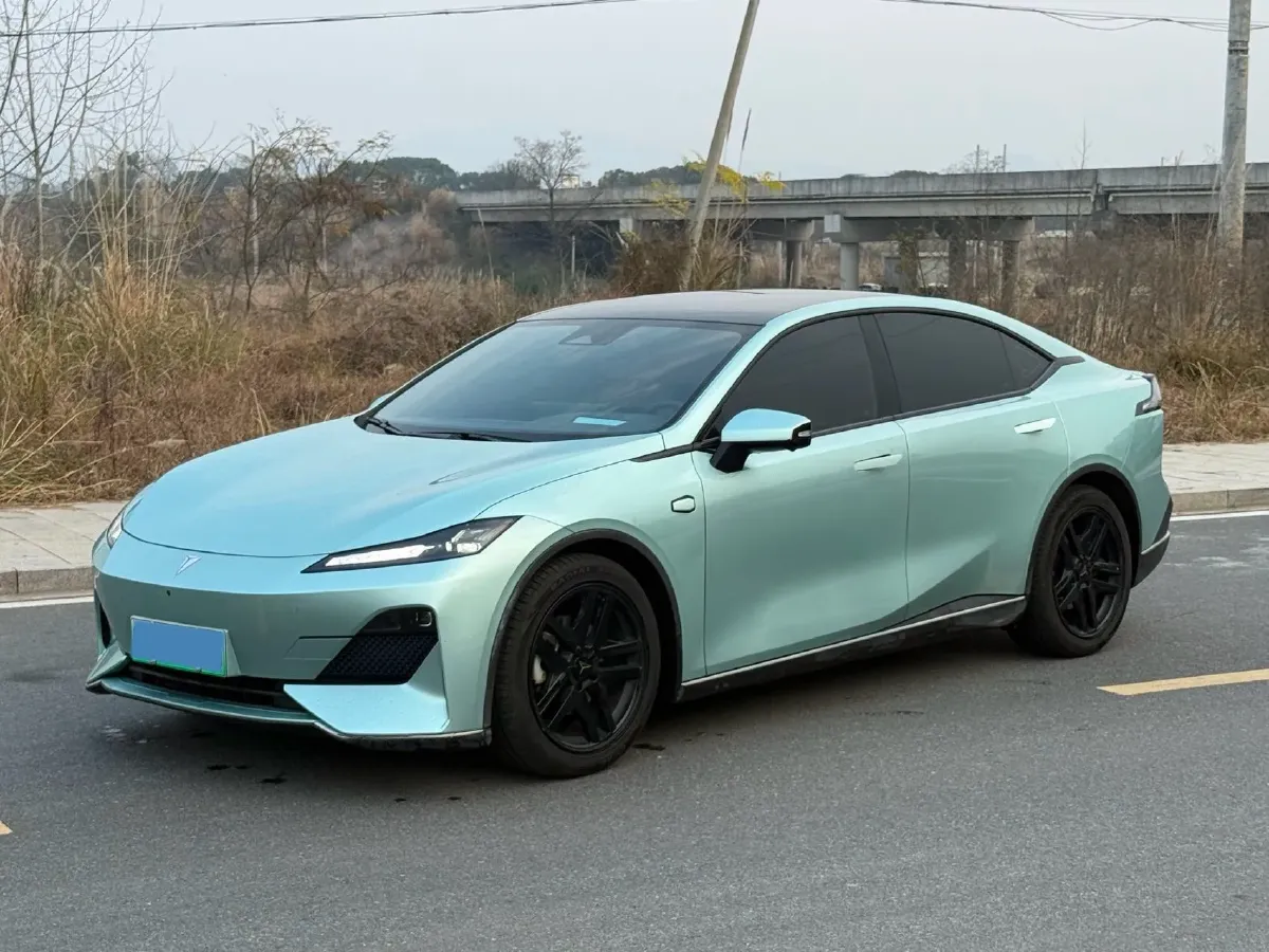 2022 DongFeng Forthing LingZhi EV BEV 68.4KWH,autocango,china used car exporter,china ev exporter,chinese used car exporter,chinese used ev exporter