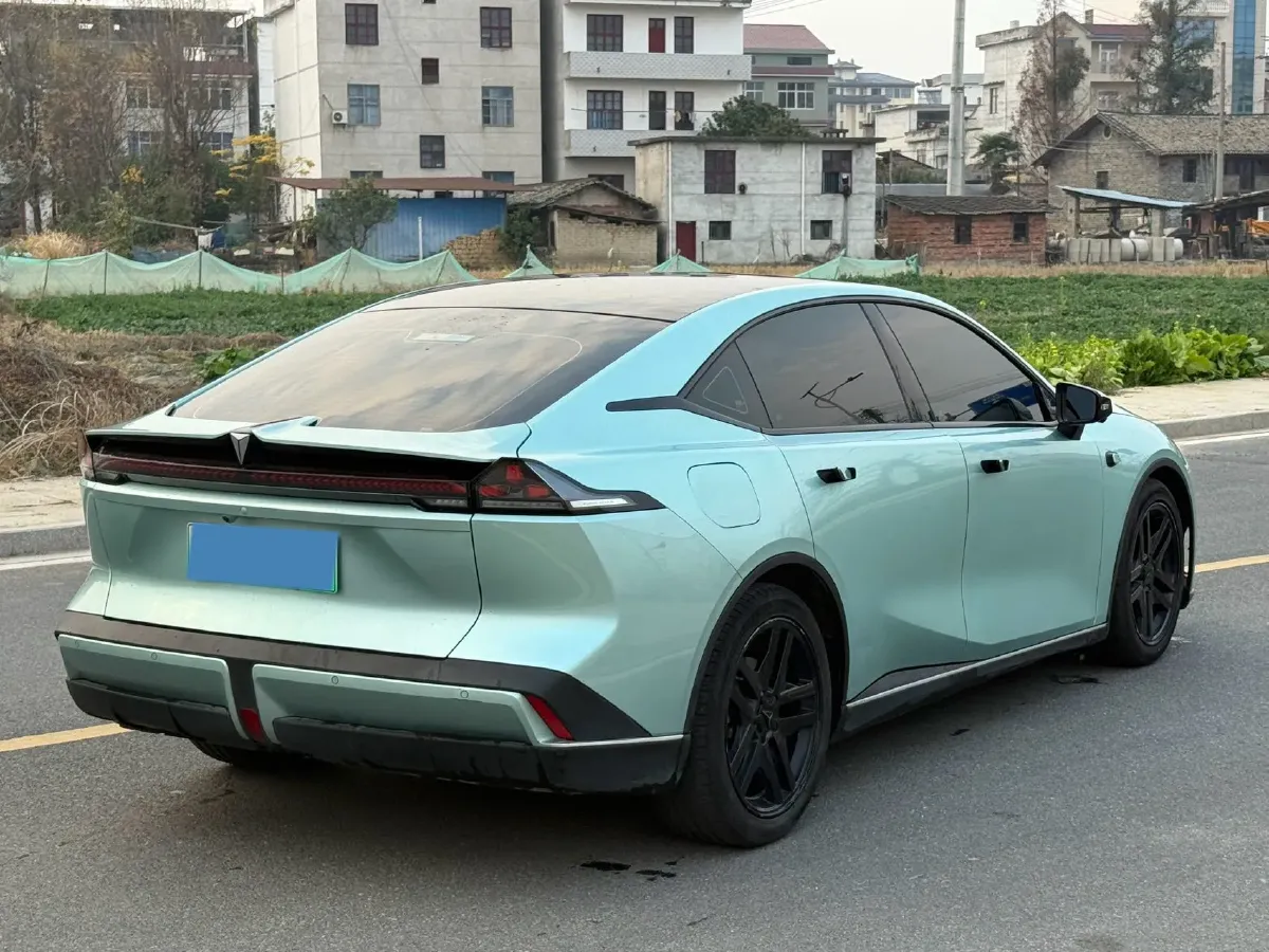 2022 DongFeng Forthing LingZhi EV BEV 68.4KWH,autocango,china used car exporter,china ev exporter,chinese used car exporter,chinese used ev exporter