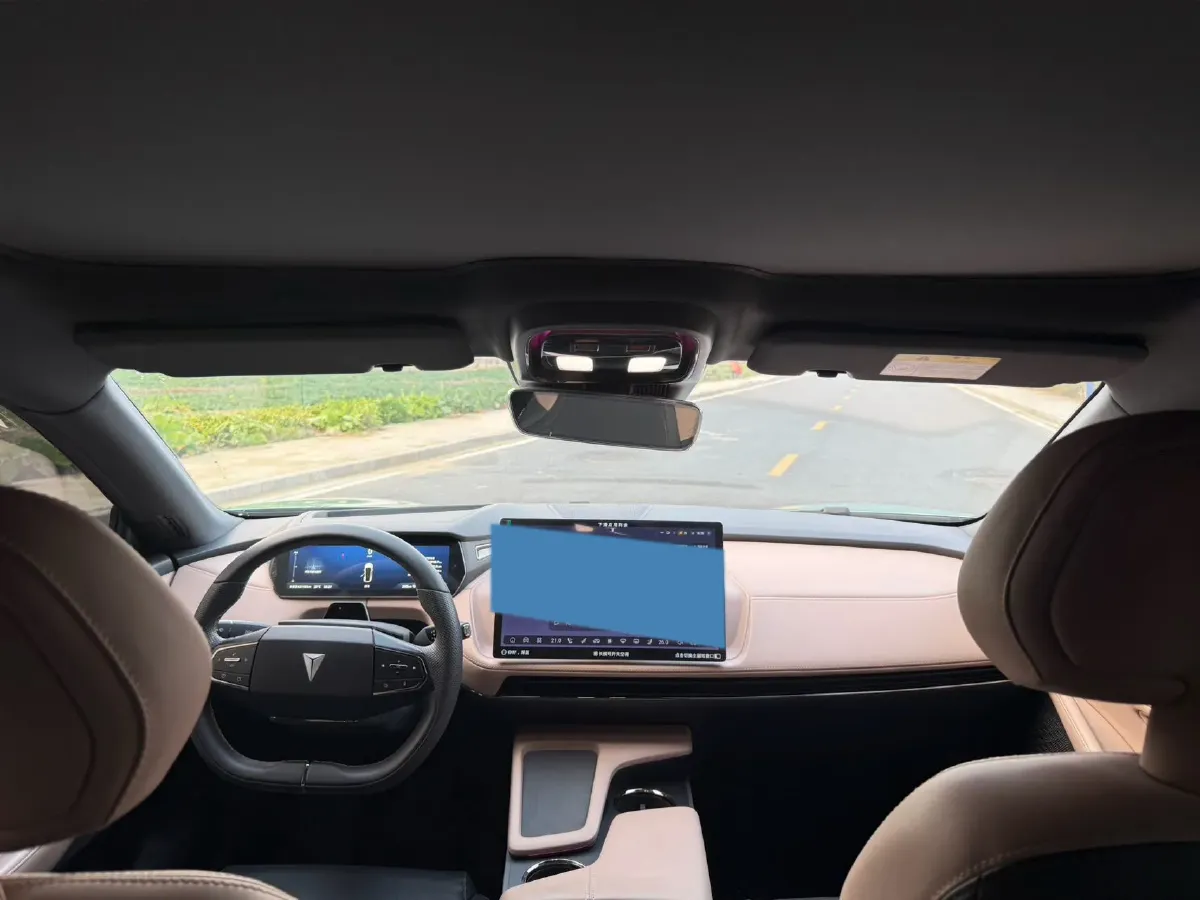 2022 DongFeng Forthing LingZhi EV BEV 68.4KWH,autocango,china used car exporter,china ev exporter,chinese used car exporter,chinese used ev exporter