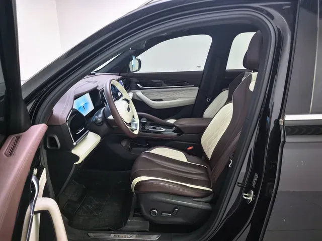 2024 Geely Monjaro 2.0T 238HP L4 8AT,autocango,china used car exporter,china ev exporter,chinese used car exporter,chinese used ev exporter