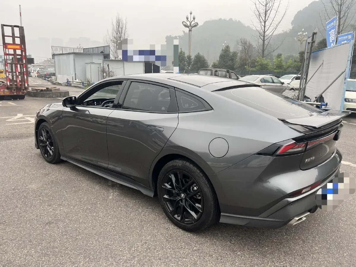2023 ChangAn UNI-V 1.5T 188HP L4 7DCT,autocango,china used car exporter,china ev exporter,chinese used car exporter,chinese used ev exporter