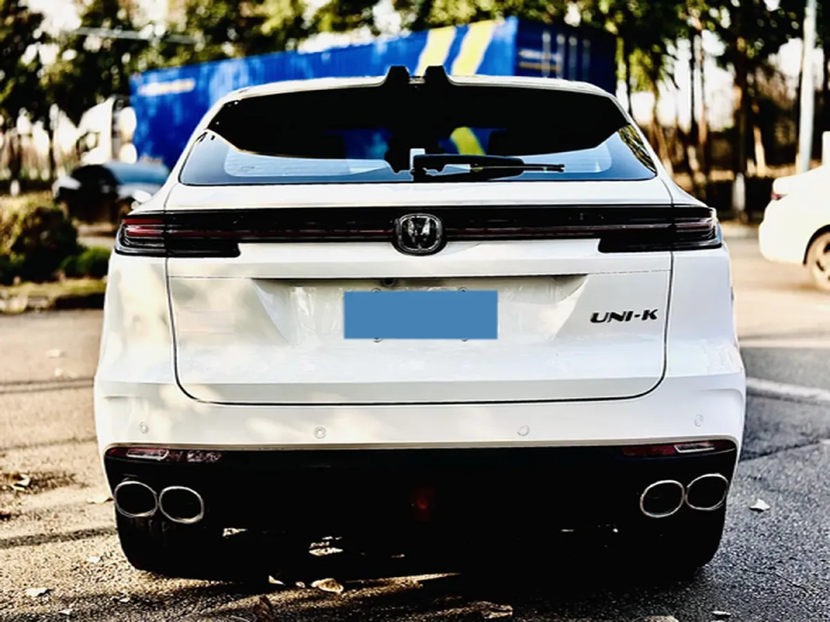 2024 ChangAn UNI-K 2.0T 233HP L4 8AT,autocango,china used car exporter,china ev exporter,chinese used car exporter,chinese used ev exporter