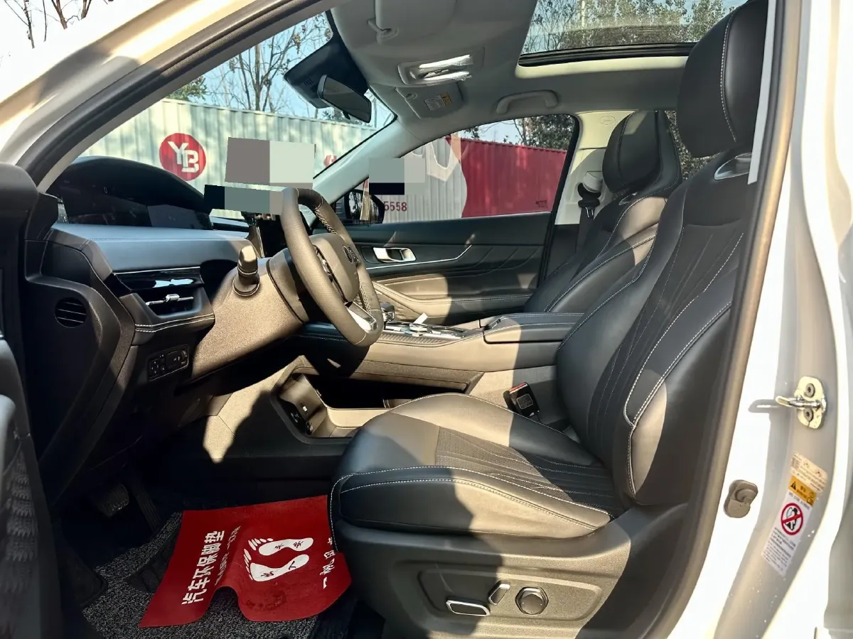 2024 ChangAn UNI-K 2.0T 233HP L4 8AT,autocango,china used car exporter,china ev exporter,chinese used car exporter,chinese used ev exporter