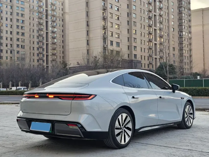 2024 Geely Galaxy E8 BEV 76KWH,autocango,china used car exporter,china ev exporter,chinese used car exporter,chinese used ev exporter