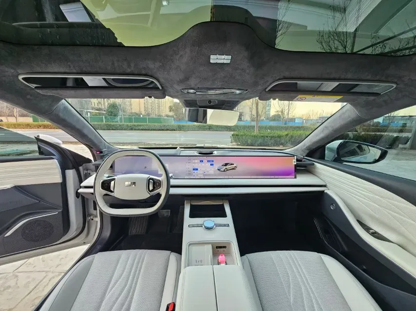 2024 Geely Galaxy E8 BEV 76KWH,autocango,china used car exporter,china ev exporter,chinese used car exporter,chinese used ev exporter