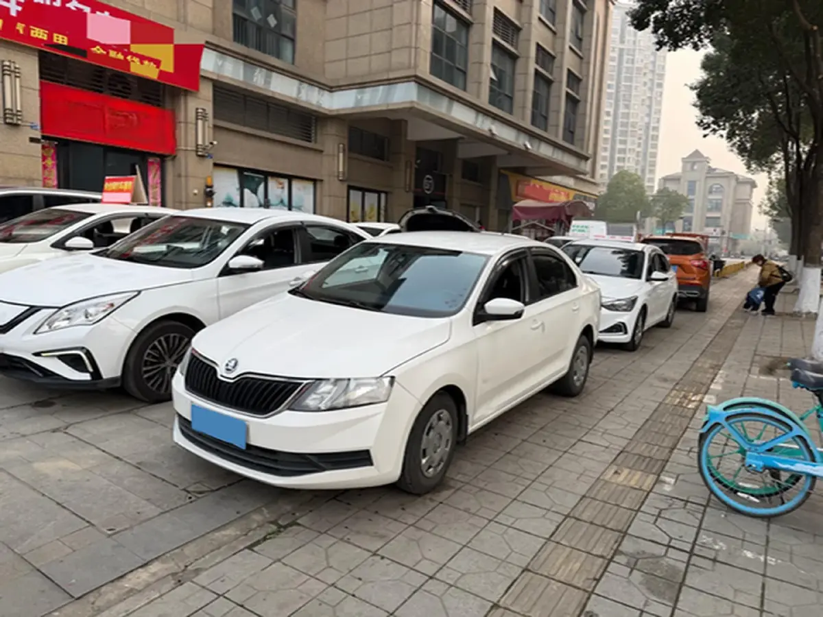 2018 Skoda Rapid 1.6L 110HP L4 5MT
