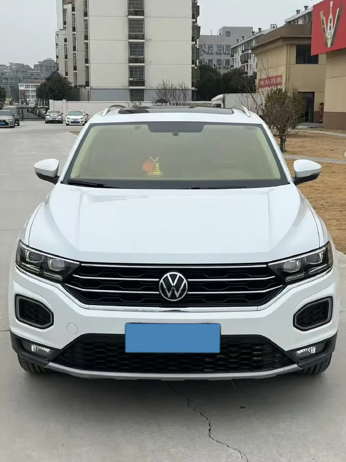 2021 Volkswagen T-Roc 1.4T 150HP L4 7DCT,autocango,china used car exporter,china ev exporter,chinese used car exporter,chinese used ev exporter