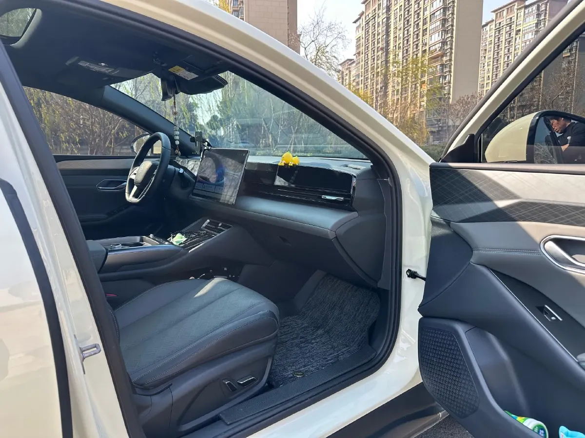 2025 BYD QinL BEV,autocango,china used car exporter,china ev exporter,chinese used car exporter,chinese used ev exporter