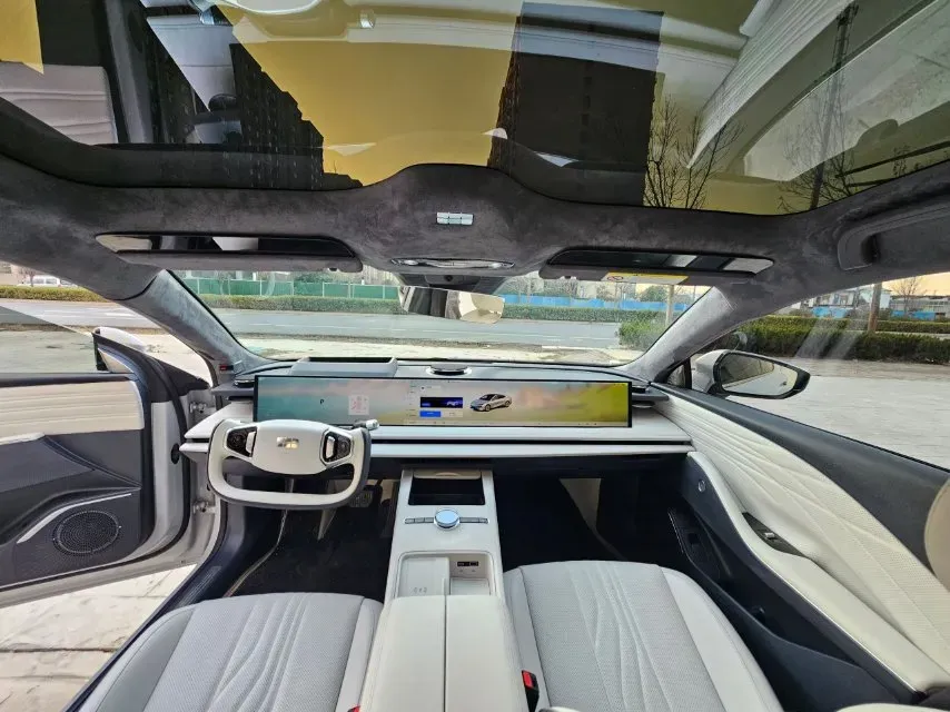 2024 Geely Galaxy E8 BEV 76KWH,autocango,china used car exporter,china ev exporter,chinese used car exporter,chinese used ev exporter