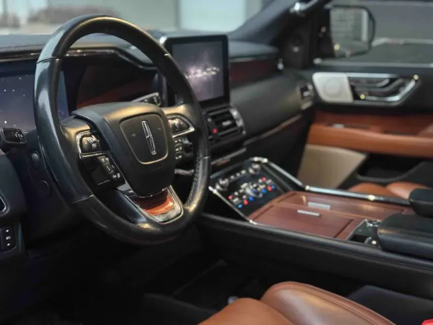 2019 Lincoln Navigator 3.5T 388HP V6 10AT,autocango,china used car exporter,china ev exporter,chinese used car exporter,chinese used ev exporter