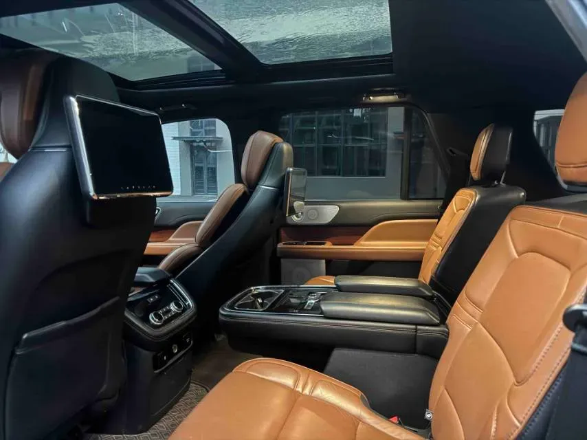 2019 Lincoln Navigator 3.5T 388HP V6 10AT,autocango,china used car exporter,china ev exporter,chinese used car exporter,chinese used ev exporter