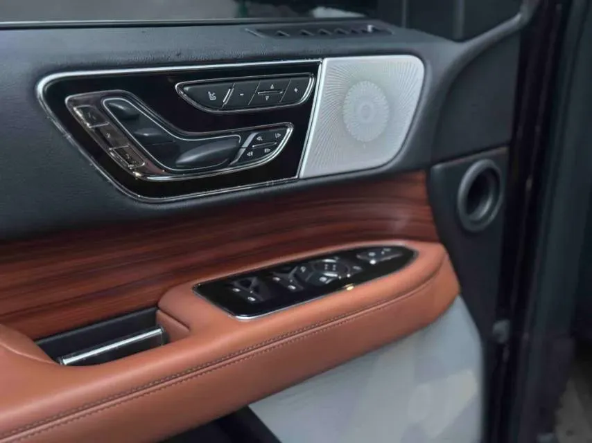 2019 Lincoln Navigator 3.5T 388HP V6 10AT,autocango,china used car exporter,china ev exporter,chinese used car exporter,chinese used ev exporter