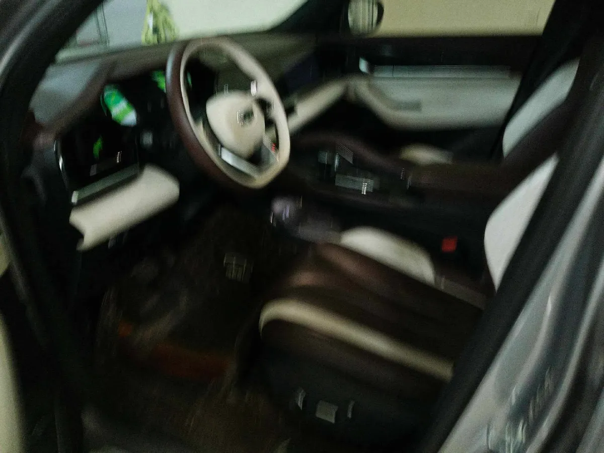 2021 Geely Monjaro 2.0T 218HP L4 7DCT,autocango,china used car exporter,china ev exporter,chinese used car exporter,chinese used ev exporter