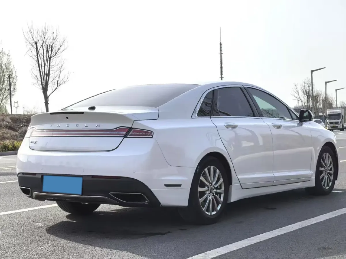 2019 BMW X2 1.5T 140HP L3 7DCT,autocango,china used car exporter,china ev exporter,chinese used car exporter,chinese used ev exporter