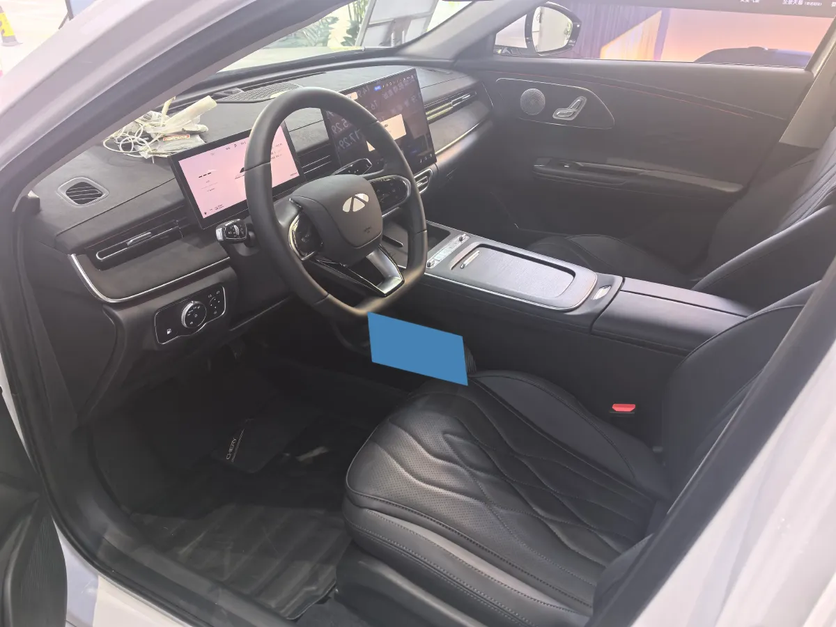 2025 Fulwin FulwinA8L 1.5T 156HP L4 1DHT PHEV 18.67KWH,autocango,china used car exporter,china ev exporter,chinese used car exporter,chinese used ev exporter