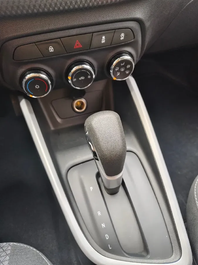 2021 Chevrolet Cavalier 1.0T 125HP L3 6AT,autocango,china used car exporter,china ev exporter,chinese used car exporter,chinese used ev exporter