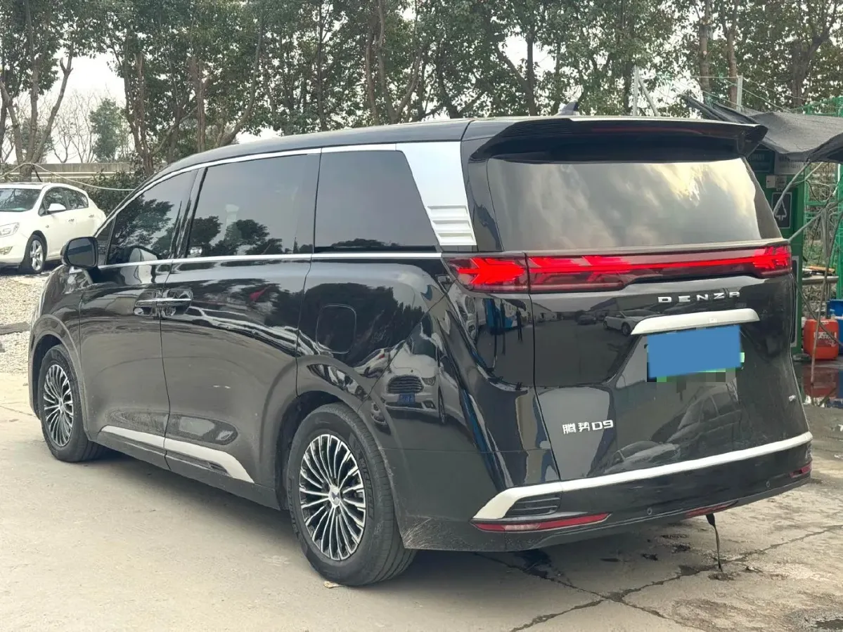2022 HongQi HS7 3.0T 337HP V6 8AT,autocango,china used car exporter,china ev exporter,chinese used car exporter,chinese used ev exporter