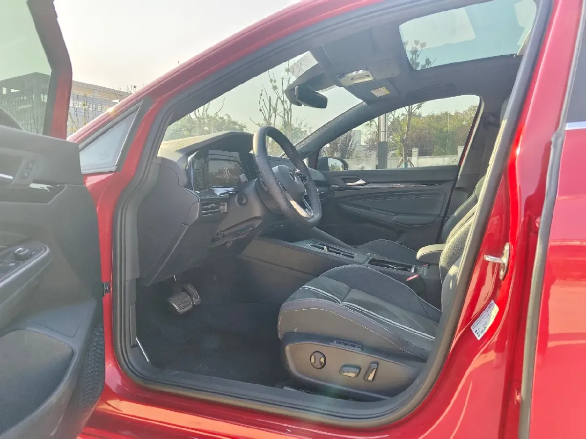 2023 Volkswagen Golf 1.4T 150HP L4 7DCT,autocango,china used car exporter,china ev exporter,chinese used car exporter,chinese used ev exporter