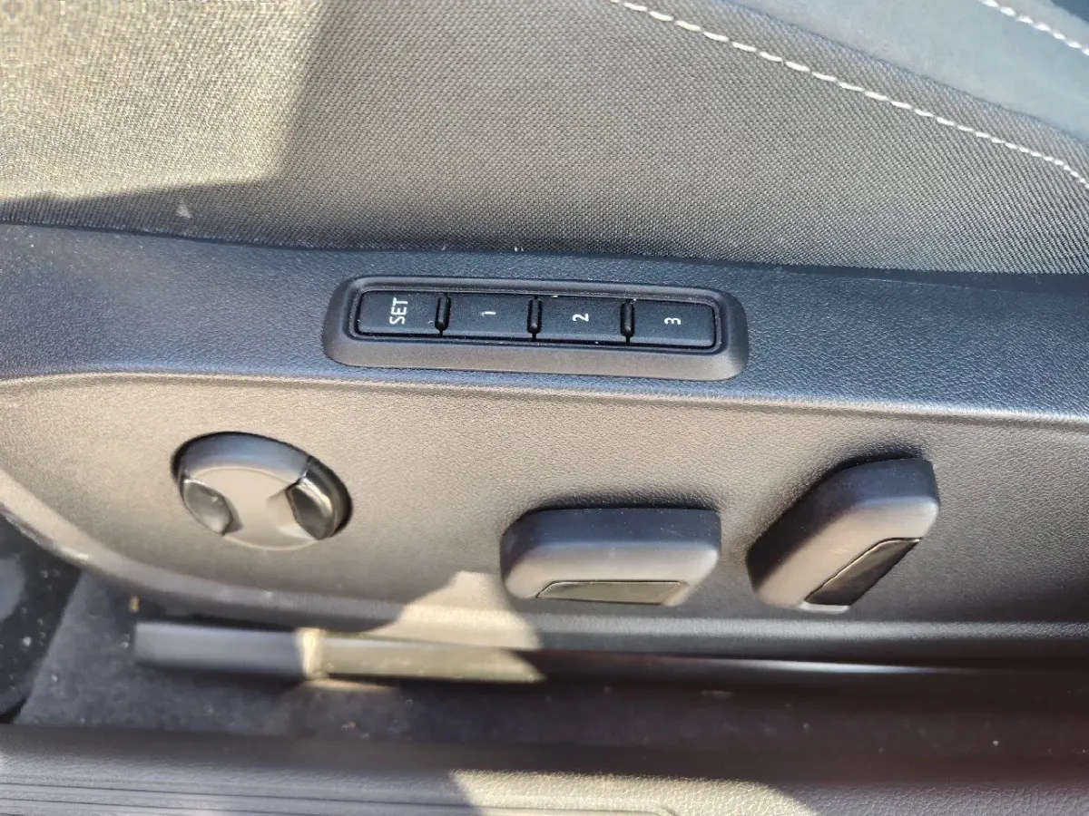 2023 Volkswagen Golf 1.4T 150HP L4 7DCT,autocango,china used car exporter,china ev exporter,chinese used car exporter,chinese used ev exporter