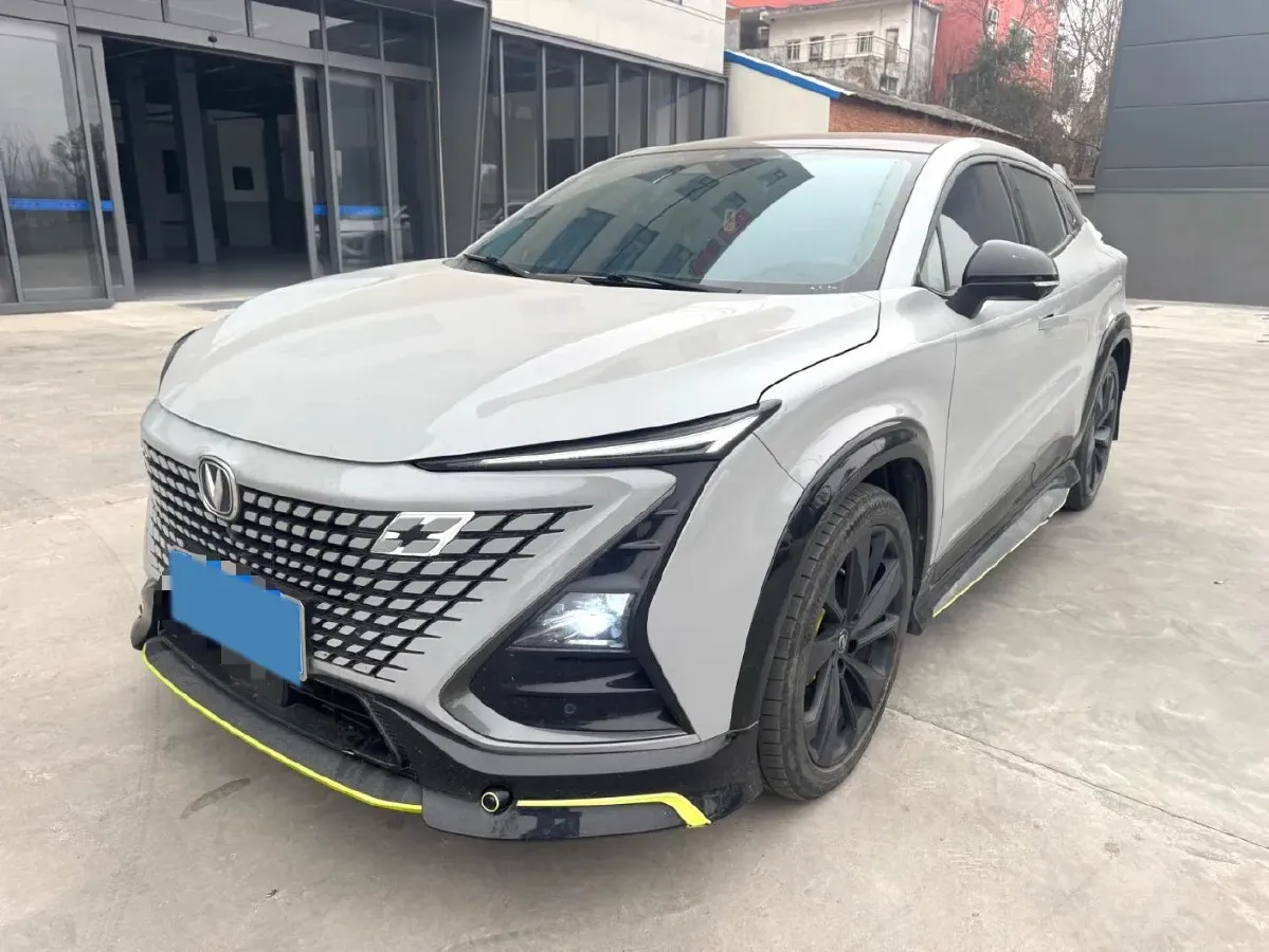 2022 ChangAn UNI-T 1.5T 188HP L4 7DCT,autocango,china used car exporter,china ev exporter,chinese used car exporter,chinese used ev exporter