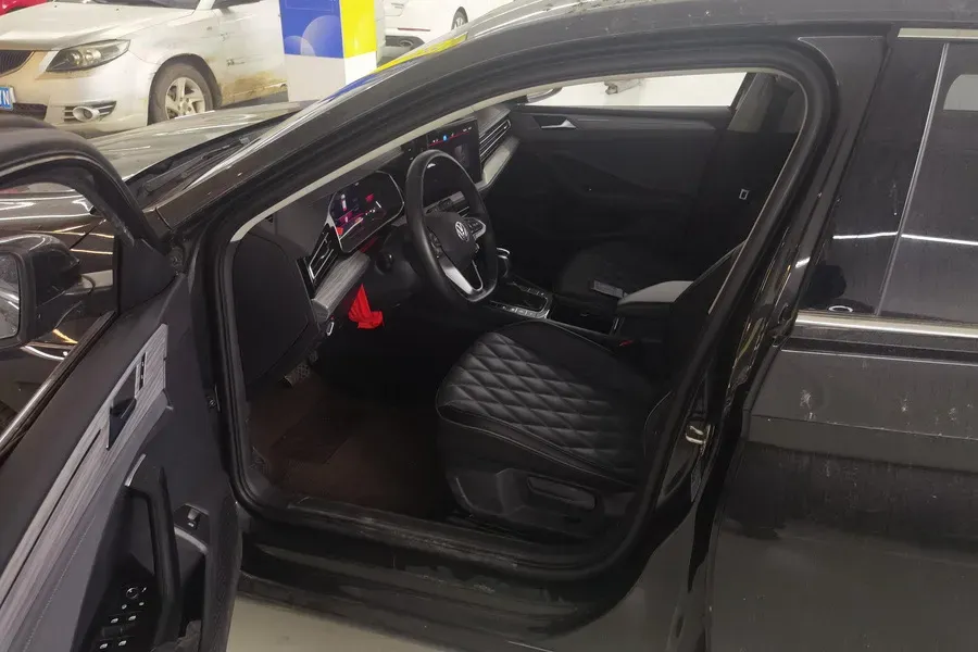 2023 Volkswagen Sagitar 1.5T 160HP L4 7DCT,autocango,china used car exporter,china ev exporter,chinese used car exporter,chinese used ev exporter