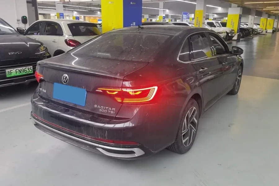 2023 Volkswagen Sagitar 1.5T 160HP L4 7DCT,autocango,china used car exporter,china ev exporter,chinese used car exporter,chinese used ev exporter