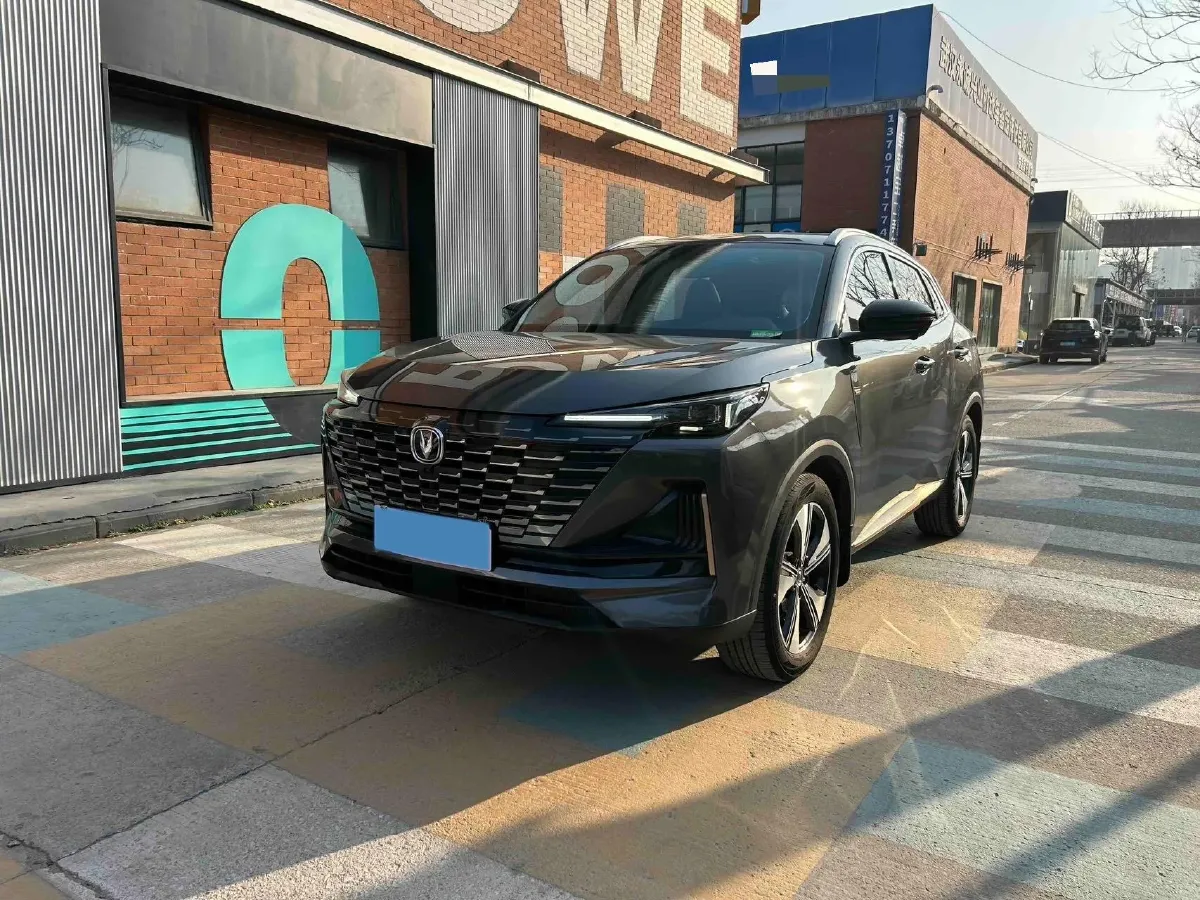 2022 ChangAn Oshan X7 Plus 1.5T 188HP L4 7DCT,autocango,china used car exporter,china ev exporter,chinese used car exporter,chinese used ev exporter