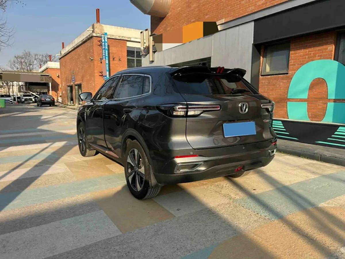 2022 ChangAn Oshan X7 Plus 1.5T 188HP L4 7DCT,autocango,china used car exporter,china ev exporter,chinese used car exporter,chinese used ev exporter