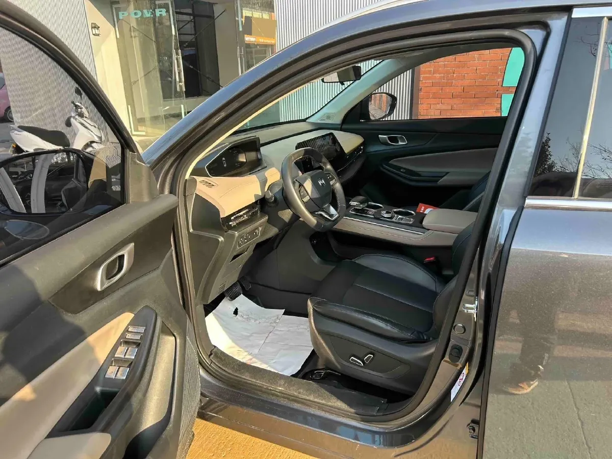 2022 ChangAn Oshan X7 Plus 1.5T 188HP L4 7DCT,autocango,china used car exporter,china ev exporter,chinese used car exporter,chinese used ev exporter