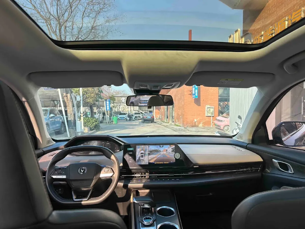 2022 ChangAn Oshan X7 Plus 1.5T 188HP L4 7DCT,autocango,china used car exporter,china ev exporter,chinese used car exporter,chinese used ev exporter