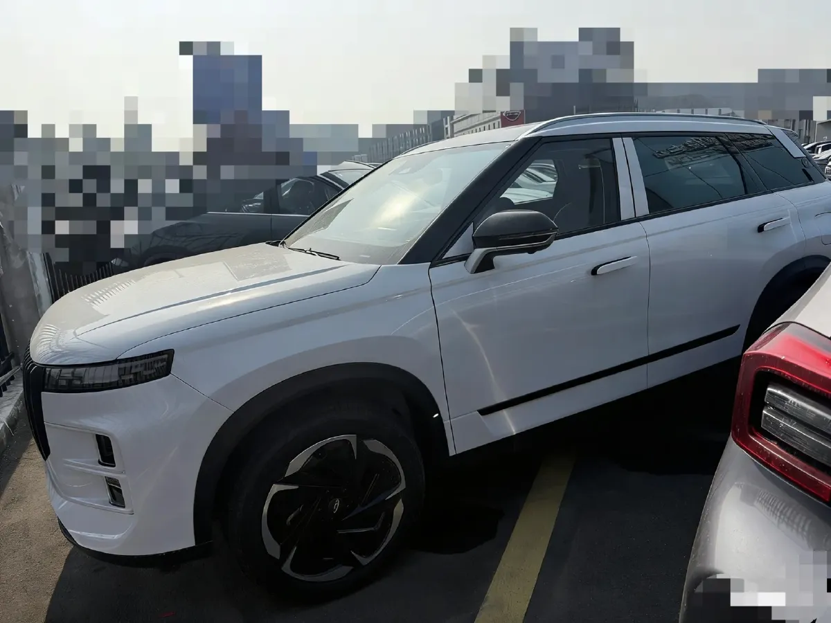 2024 Chery Exploration 06 C-DM 1.5T 156HP L4 DHT PHEV 18.3KWH,autocango,china used car exporter,china ev exporter,chinese used car exporter,chinese used ev exporter