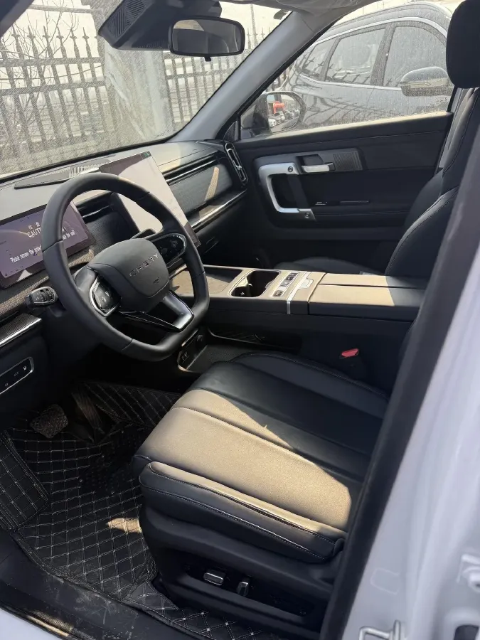 2024 Chery Exploration 06 C-DM 1.5T 156HP L4 DHT PHEV 18.3KWH,autocango,china used car exporter,china ev exporter,chinese used car exporter,chinese used ev exporter