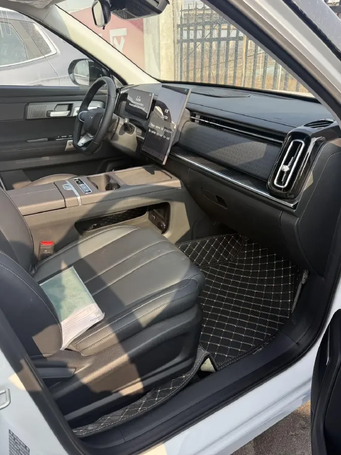 2024 Chery Exploration 06 C-DM 1.5T 156HP L4 DHT PHEV 18.3KWH,autocango,china used car exporter,china ev exporter,chinese used car exporter,chinese used ev exporter