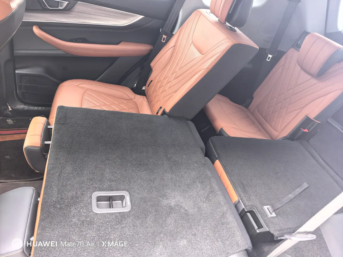 2021 Chery Tiggo 8 Plus 1.6T 197HP L4 7DCT,autocango,china used car exporter,china ev exporter,chinese used car exporter,chinese used ev exporter