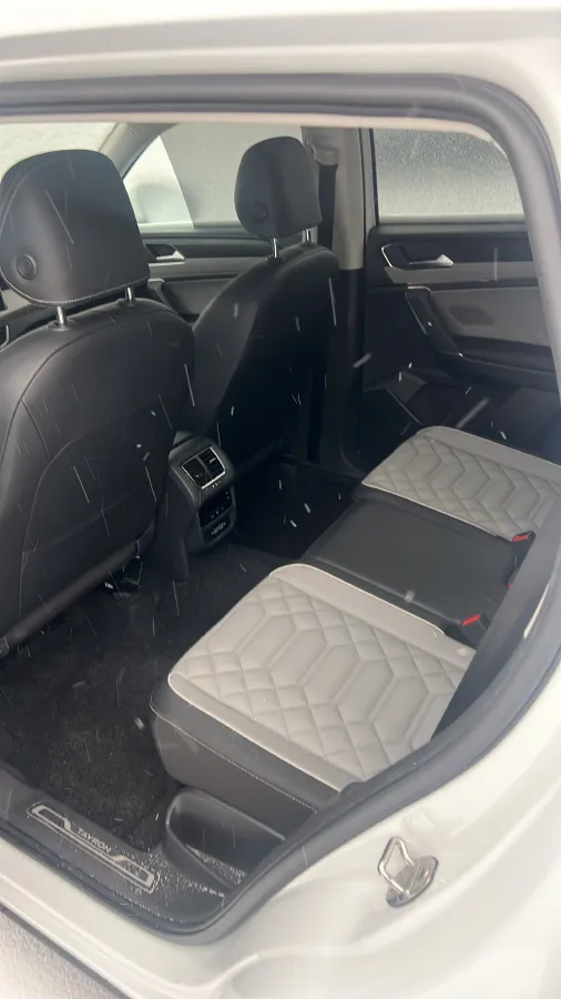 2024 Volkswagen Tayron 1.5T 160HP L4 7DCT,autocango,china used car exporter,china ev exporter,chinese used car exporter,chinese used ev exporter