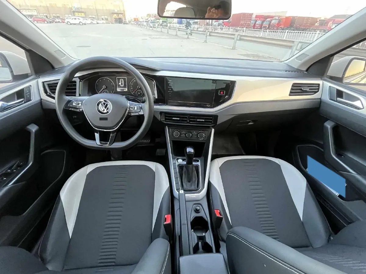 2021 Haval H6 1.5T 169HP L4 7DCT,autocango,china used car exporter,china ev exporter,chinese used car exporter,chinese used ev exporter