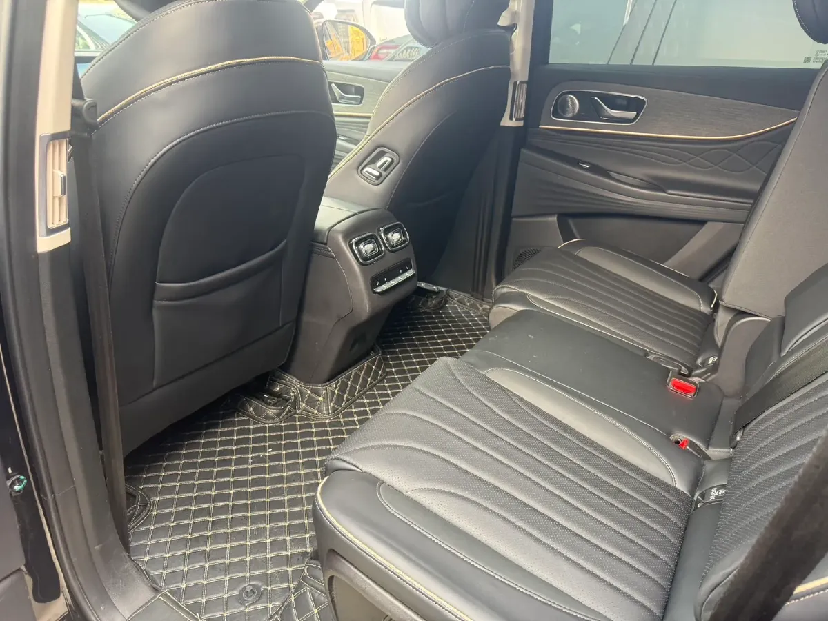 2023 Chery Tiggo 9 2.0T 261HP L4 7DCT,autocango,china used car exporter,china ev exporter,chinese used car exporter,chinese used ev exporter