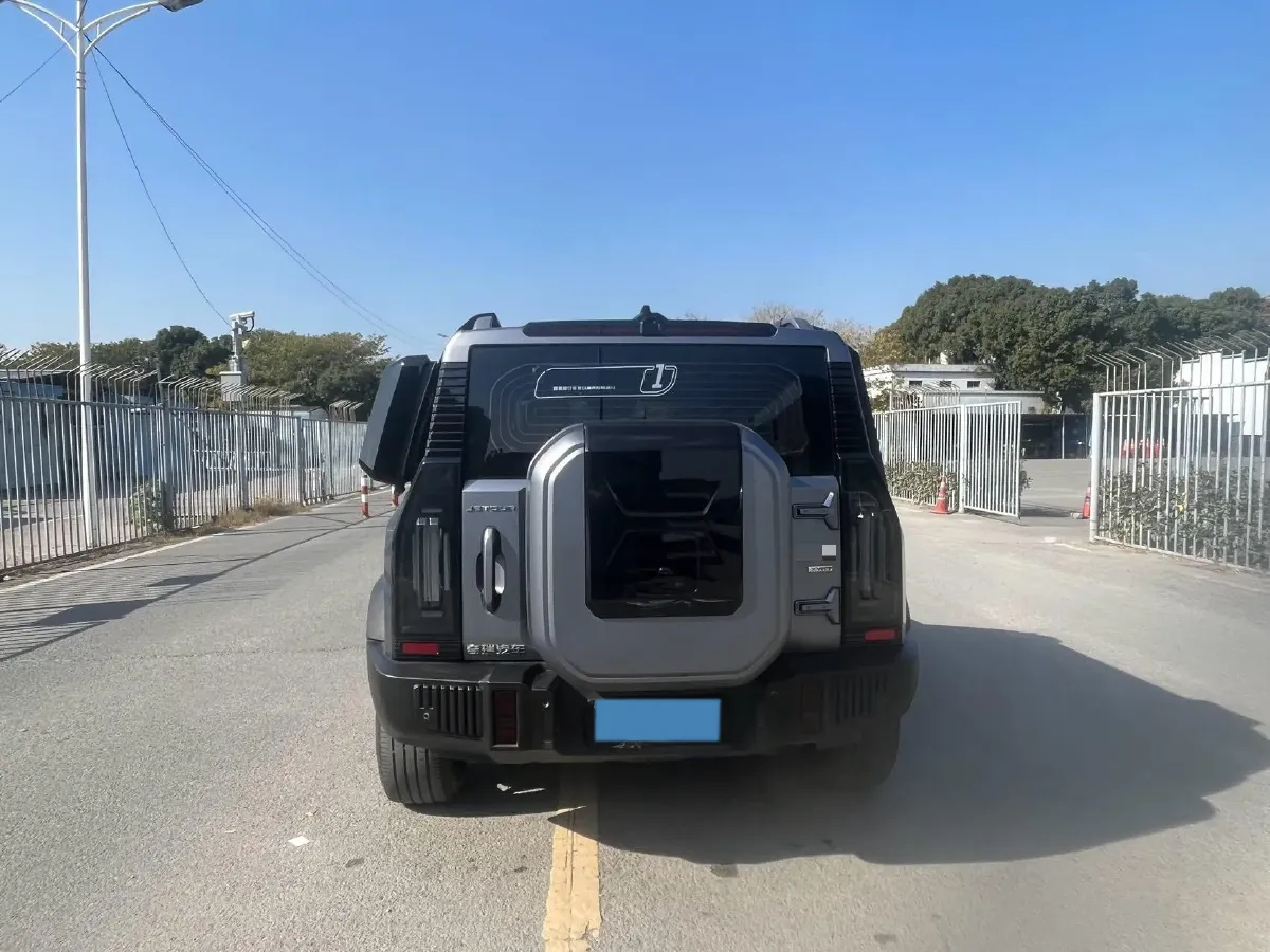 2023 Jetour Traveller 2.0T 254HP L4 7DCT,autocango,china used car exporter,china ev exporter,chinese used car exporter,chinese used ev exporter