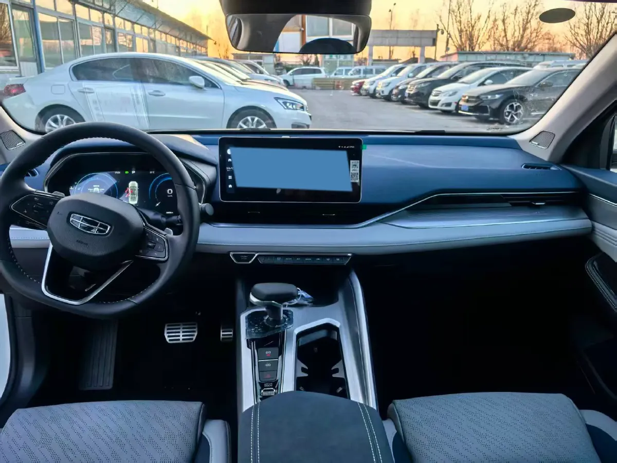 2023 Geely Preface 2.0T 190HP L4 7DCT,autocango,china used car exporter,china ev exporter,chinese used car exporter,chinese used ev exporter