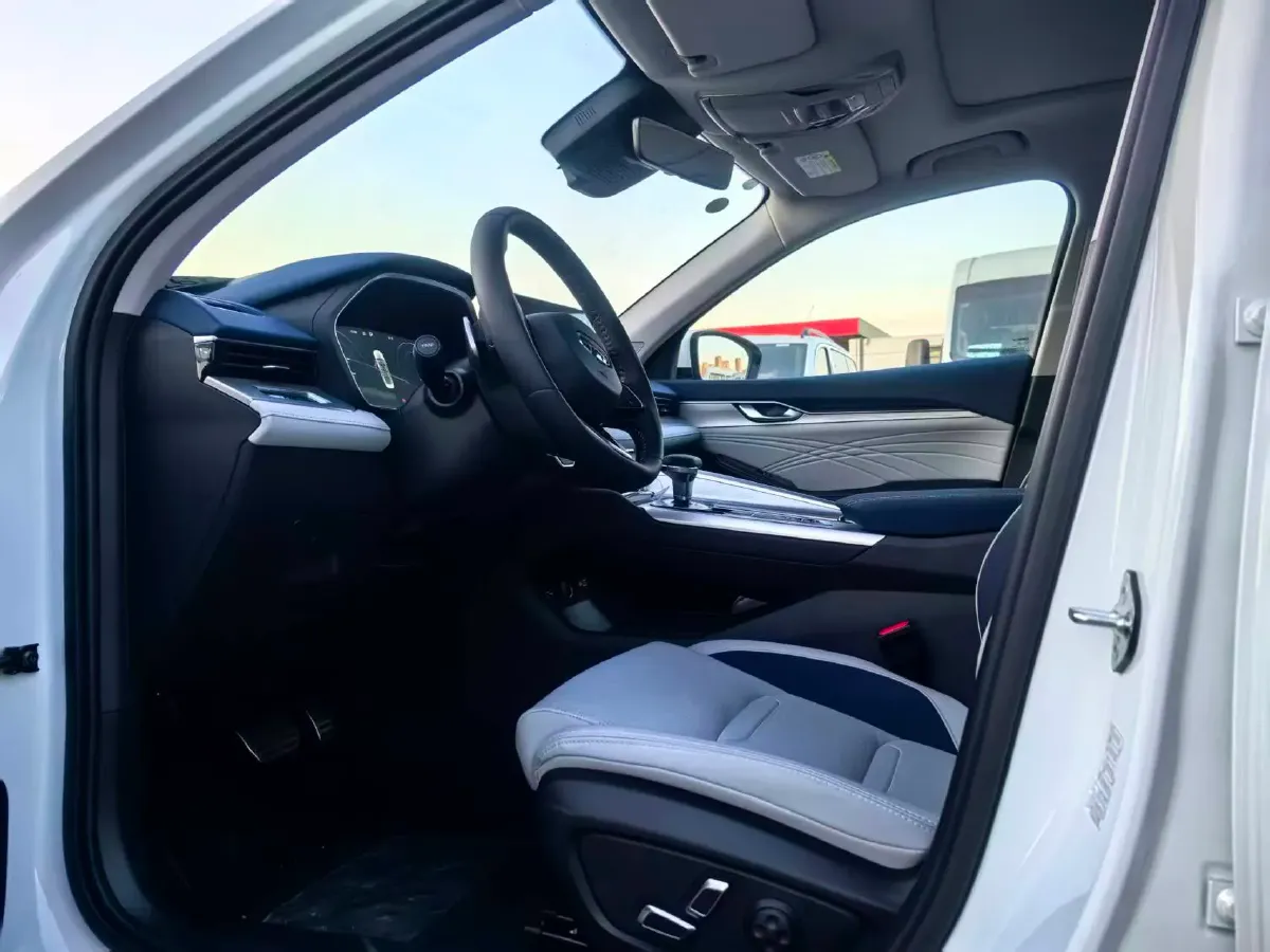 2023 Geely Preface 2.0T 190HP L4 7DCT,autocango,china used car exporter,china ev exporter,chinese used car exporter,chinese used ev exporter