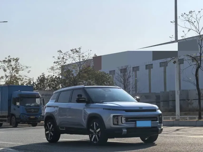 2023 Geely ICON 1.5T 181HP L4 7DCT,autocango,china used car exporter,china ev exporter,chinese used car exporter,chinese used ev exporter