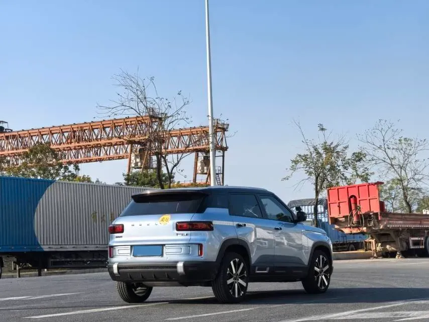 2023 Geely ICON 1.5T 181HP L4 7DCT,autocango,china used car exporter,china ev exporter,chinese used car exporter,chinese used ev exporter