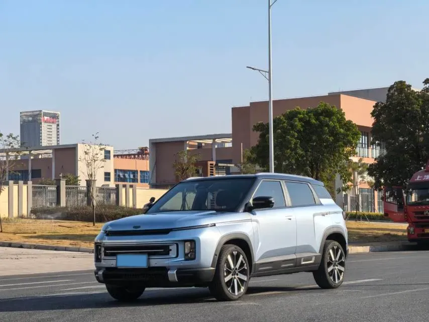 2023 Geely ICON 1.5T 181HP L4 7DCT,autocango,china used car exporter,china ev exporter,chinese used car exporter,chinese used ev exporter