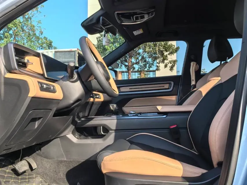 2023 Geely ICON 1.5T 181HP L4 7DCT,autocango,china used car exporter,china ev exporter,chinese used car exporter,chinese used ev exporter