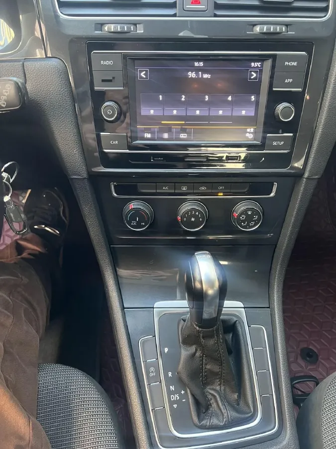 2018 Volkswagen Golf 1.4T 131HP L4 7DCT,autocango,china used car exporter,china ev exporter,chinese used car exporter,chinese used ev exporter